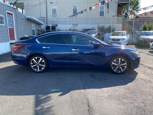 2017 Nissan Altima 2.5 SR