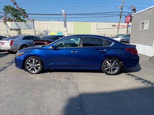 2017 Nissan Altima 2.5 SR