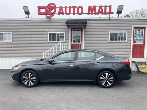 2021 Nissan Altima 2.5 SV