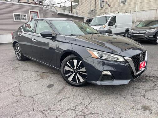 2021 Nissan Altima 2.5 SV