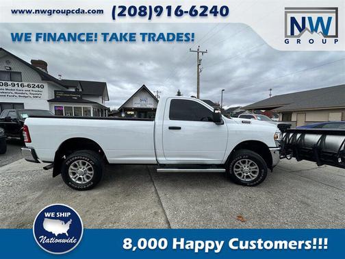 2023 RAM 3500 Tradesman Regular Cab 4x4 8' Box