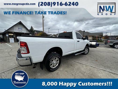 2023 RAM 3500 Tradesman Regular Cab 4x4 8' Box