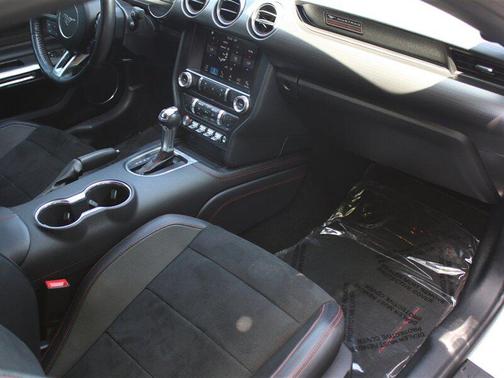 Oxford White 2019 Ford Mustang GT Premium