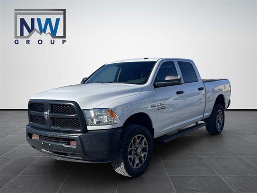 2017 RAM 2500 Tradesman Crew Cab 4x4 6'4' Box