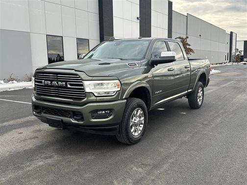 2022 RAM 2500 Laramie Crew Cab 4x4 6'4' Box
