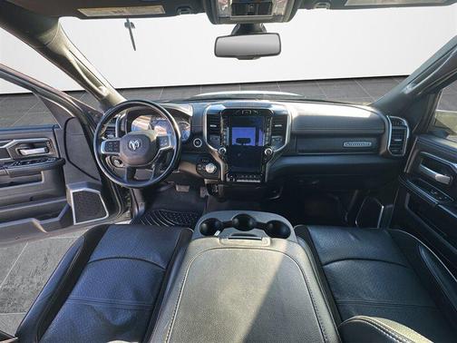 2022 RAM 2500 Laramie Crew Cab 4x4 6'4' Box