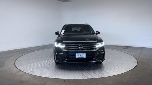2022 Volkswagen Tiguan 2.0T SEL R-Line 4MOTION