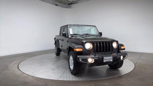 2023 Jeep Gladiator Sport S
