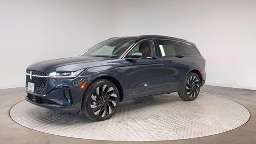 2024 Lincoln Nautilus Black Label