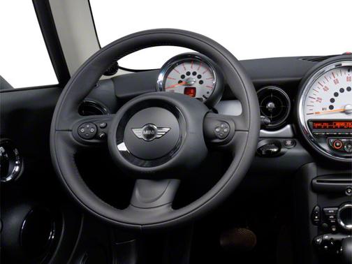 BRITISH RACING GREEN 2010 MINI Cooper S Base