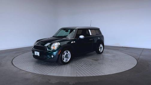 BRITISH RACING GREEN 2010 MINI Cooper S Base
