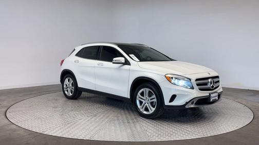 2016 Mercedes-Benz GLA-Class 4MATIC