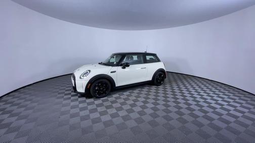 Pepper White 2023 MINI Hardtop Cooper S