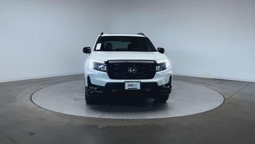Platinum White Pearl 2022 Honda Passport AWD Elite
