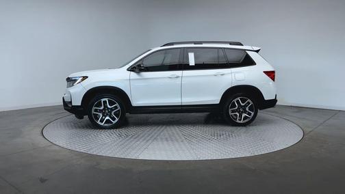 Platinum White Pearl 2022 Honda Passport AWD Elite