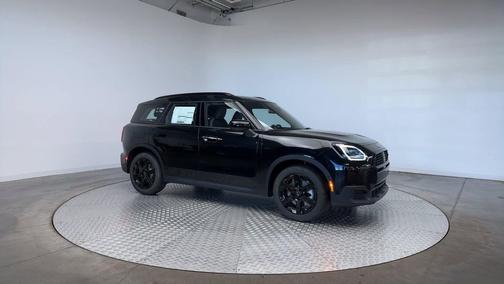 Midnight Black II Metallic 2026 MINI Countryman Cooper S ALL4