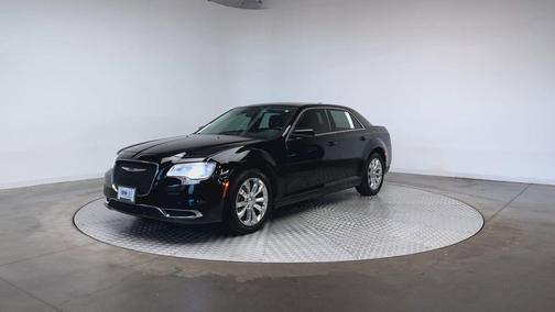 2017 Chrysler 300 Limited