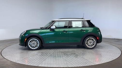 British Racing Green IV Metallic 2026 MINI Hardtop Cooper S