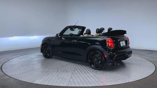 John Cooper Works Rebel Green 2023 MINI Convertible Cooper S