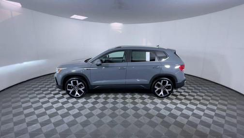 2022 Volkswagen Taos 1.5T SEL