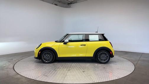 2025 MINI Hardtop Cooper