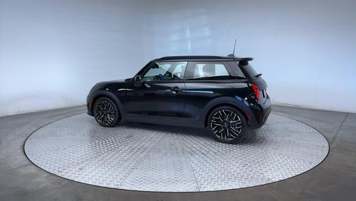 Midnight Black II Metallic 2025 MINI Hardtop Cooper S