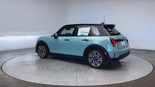 Ocean Wave Green Metallic 2026 MINI Hardtop Cooper S