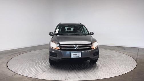 2016 Volkswagen Tiguan S