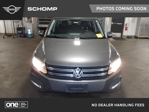 2016 Volkswagen Tiguan S
