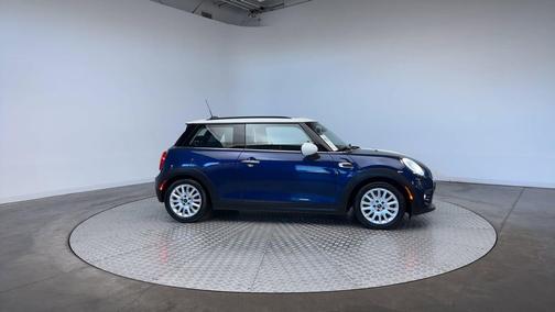 2015 MINI Hardtop Cooper