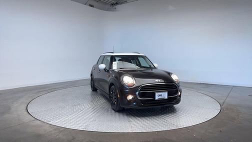 2016 MINI Hardtop Cooper