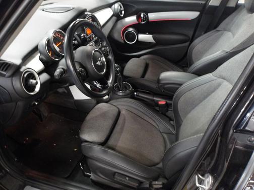 2016 MINI Hardtop Cooper