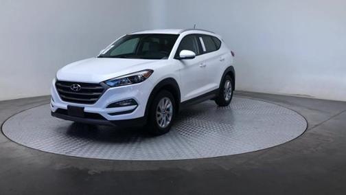 Photo 4 of 25 of 2016 Hyundai Tucson Eco