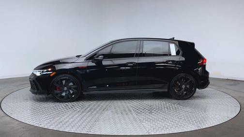 2022 Volkswagen Golf GTI 2.0T SE DSG
