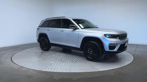 Silver Zynith 2023 Jeep Grand Cherokee Limited