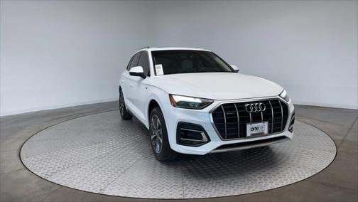 2021 Audi Q5 45 Premium Plus