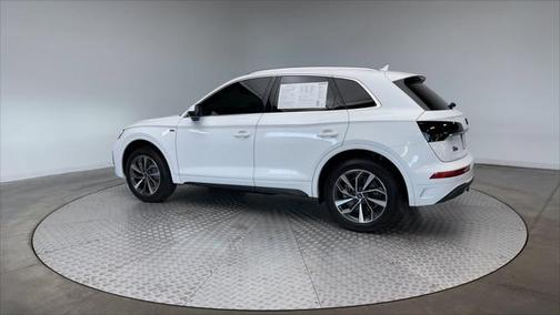 2021 Audi Q5 45 Premium Plus