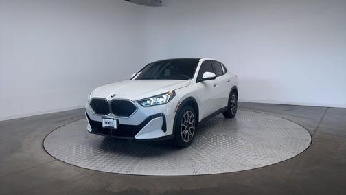 2025 BMW X2 xDrive28i
