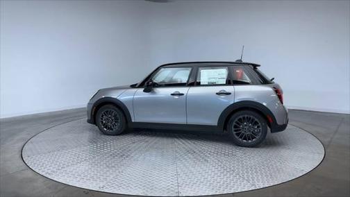 2025 MINI Hardtop Cooper