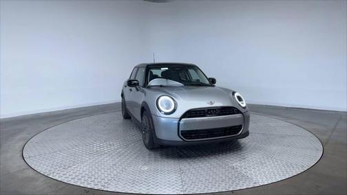 2025 MINI Hardtop Cooper