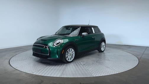 British Racing Green IV Metallic 2024 MINI Hardtop Cooper S