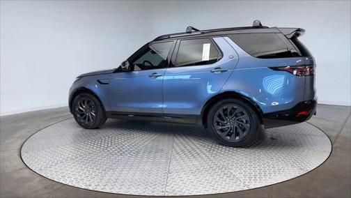 2023 Land Rover Discovery P300 S R-Dynamic