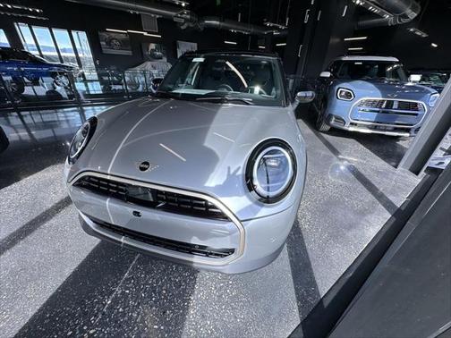 2025 MINI Hardtop Cooper