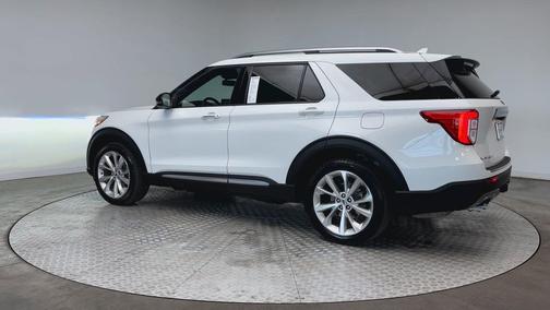 2023 Ford Explorer Platinum