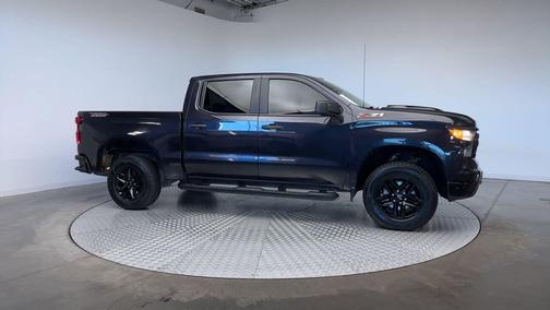 2022 Chevrolet Silverado 1500 Custom Trail Boss