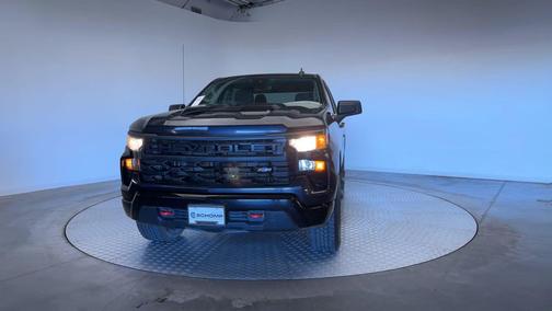 2022 Chevrolet Silverado 1500 Custom Trail Boss