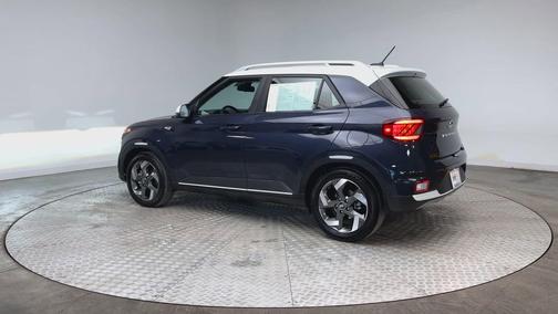 2023 Hyundai VENUE Limited