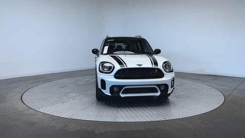 Nanuq White Metallic 2024 MINI Countryman Cooper S ALL4