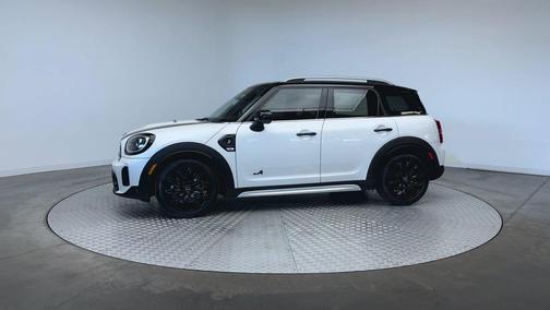 Nanuq White Metallic 2024 MINI Countryman Cooper S ALL4