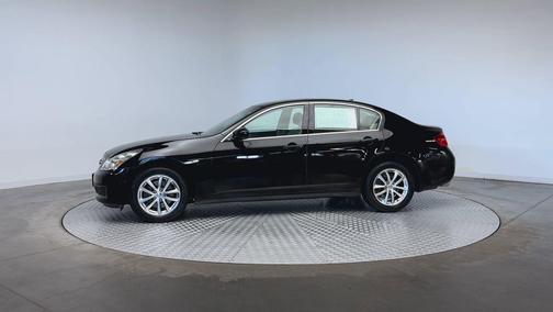 2009 INFINITI G37x Base